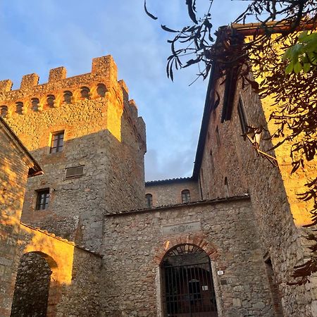 فيلا Castel Pietraio مونتيريجيوني المظهر الخارجي الصورة
