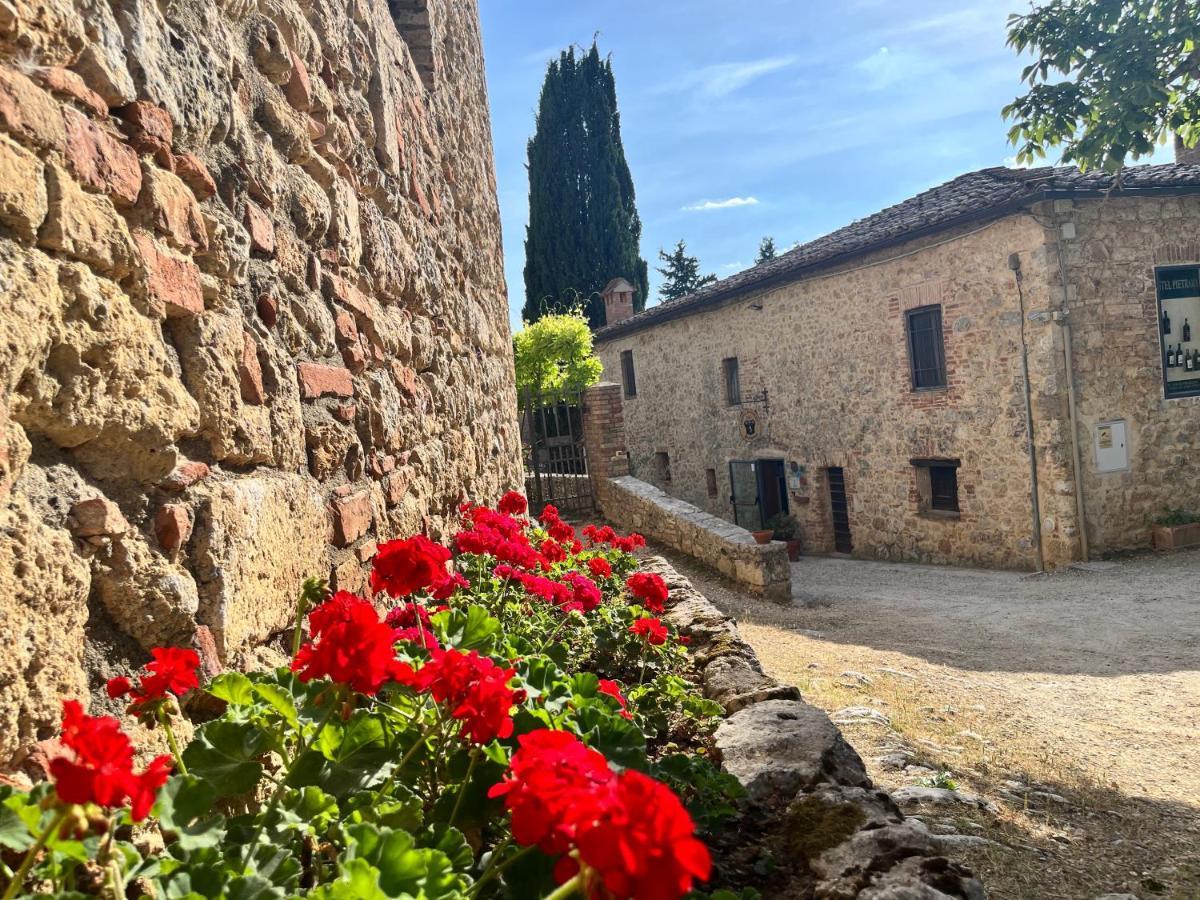 فيلا Castel Pietraio مونتيريجيوني المظهر الخارجي الصورة