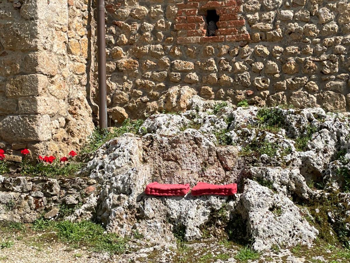 فيلا Castel Pietraio مونتيريجيوني المظهر الخارجي الصورة